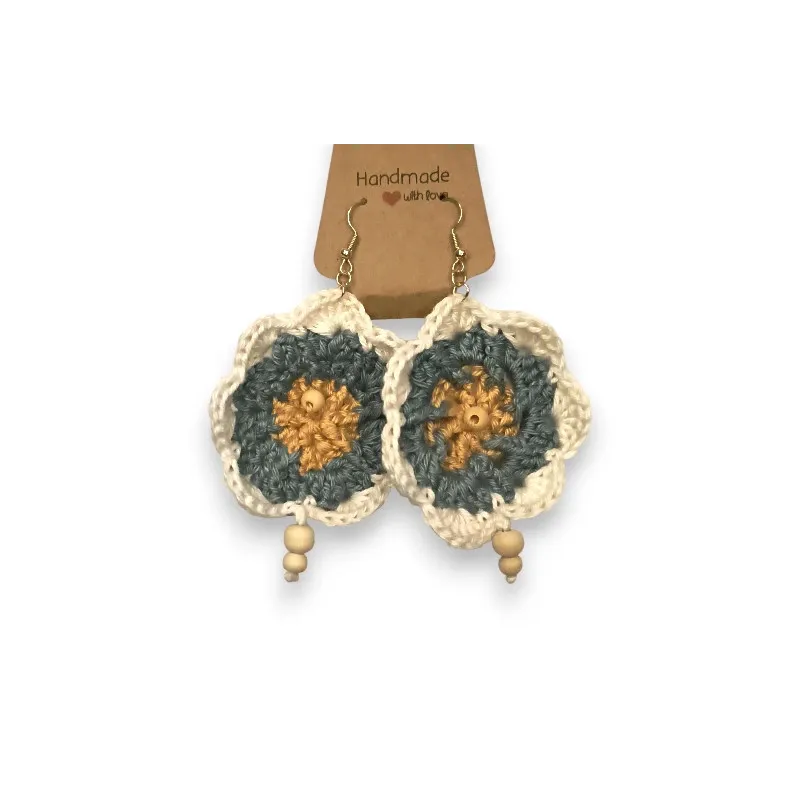 Boucles d'oreilles en crochet avec de Grandes Fleurs Bohèmes