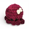Doudou pieuvre kawaii fait main texture velours bordeaux et blanc.