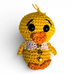Mini poussin jaune au crochet, fabrication française.